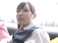 めちゃくちゃ可愛いアイドル系黒髪JKに制服着せたままホテルで着衣ハメ撮りSEX　本田奈々美 FC2
