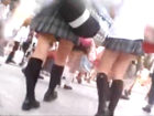 学校帰りに渋谷の街を歩く女子校生の太ももとスカートをひたすら追いかけながら後ろから盗撮 erovideoかわいいJK女子校生の無料エロ動画