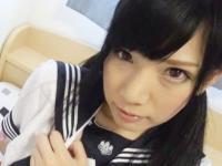 ハメられてるとこをカメラ撮影されて感じちゃってる黒髪女子校生のハメ撮りSEX SpankBang