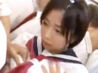 セーラー服の女子校生が集団痴漢されて悶えまくる屈辱プレイ 紗倉まな ShareVideos