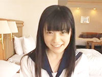清純そうな見た目なのに中身はスケベな美少女JKをホテルでハメ撮りセックスするおじさんJavyNow